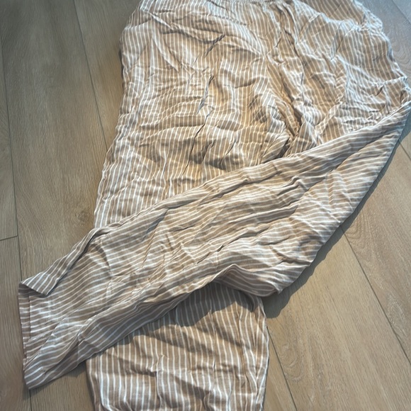 Abercrombie one piece, beige/white striped size L tall - Picture 3 of 3